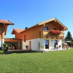 3* Affittacamere Schweizerhaus Garni